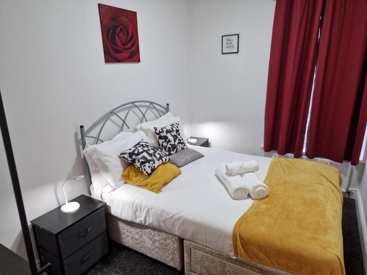 Birtley'S Diamond 3 Bed Apt, Sleeps 6 Guests Birtley  Exterior foto