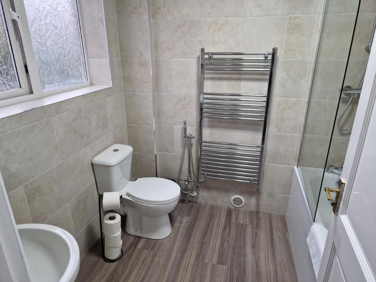 Birtley'S Diamond 3 Bed Apt, Sleeps 6 Guests Birtley  Exterior foto